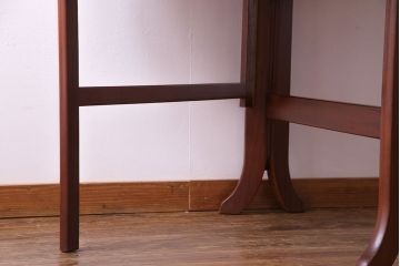 ヴィンテージ家具　イギリスビンテージ　nathan(ネイサン)　コンパクトに置いておける大きなバタフライテーブル(エクステンションテーブル、ダイニングテーブル)