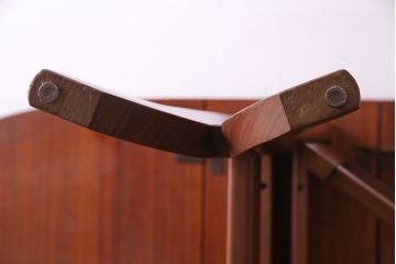 ヴィンテージ家具　イギリスビンテージ　nathan(ネイサン)　コンパクトに置いておける大きなバタフライテーブル(エクステンションテーブル、ダイニングテーブル)