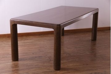 中古　飛騨産業　キツツキマーク　ぬくもりを感じるナラ材のダイニングテーブル