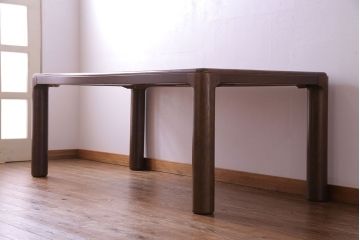 中古　飛騨産業　キツツキマーク　ぬくもりを感じるナラ材のダイニングテーブル