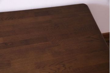 中古　飛騨産業　キツツキマーク　ぬくもりを感じるナラ材のダイニングテーブル