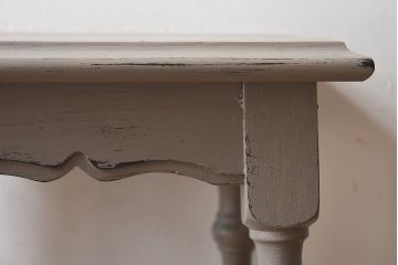 アンティーク雑貨　イギリスアンティーク　使い込まれた質感が魅力のペイント花台(飾り台、サイドテーブル)