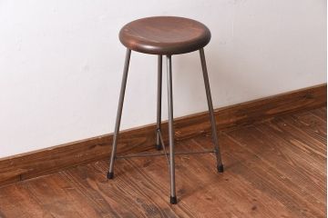 アンティーク雑貨　ラフジュ工房オリジナル　シンプルな細身の鉄脚が魅力の丸スツール(椅子、チェア)