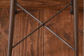 アンティーク雑貨　ラフジュ工房オリジナル　シンプルな細身の鉄脚が魅力の丸スツール(椅子、チェア)