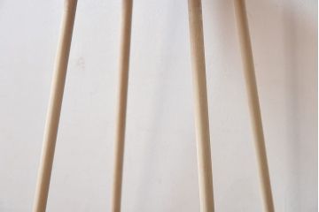 アンティーク雑貨　ラフジュ工房オリジナル　ナチュラルペイントが愛らしい鉄脚丸スツール(椅子、チェア)(1)