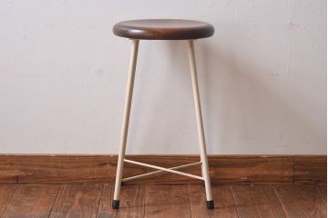 アンティーク雑貨　ラフジュ工房オリジナル　ナチュラルペイントが愛らしい鉄脚丸スツール(椅子、チェア)(2)