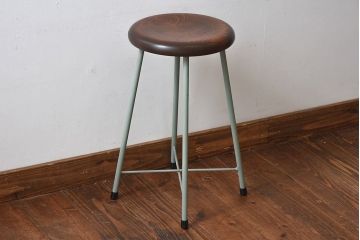 アンティーク雑貨　ラフジュ工房オリジナル　ナチュラルペイントが愛らしい鉄脚丸スツール(椅子、チェア)(3)