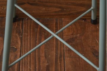 アンティーク雑貨　ラフジュ工房オリジナル　ナチュラルペイントが愛らしい鉄脚丸スツール(椅子、チェア)(3)