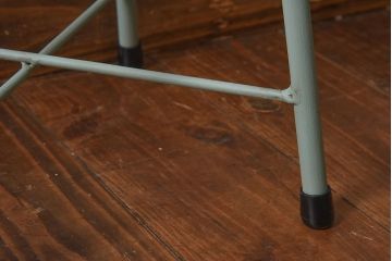 アンティーク雑貨　ラフジュ工房オリジナル　ナチュラルペイントが愛らしい鉄脚丸スツール(椅子、チェア)(3)