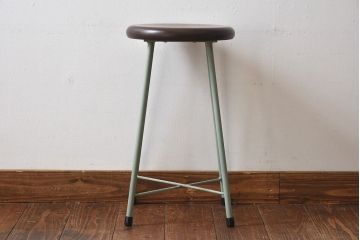 アンティーク雑貨　ラフジュ工房オリジナル　ナチュラルペイントが愛らしい鉄脚丸スツール(椅子、チェア)