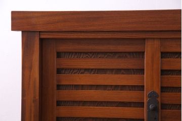 ビンテージ家具　ビンテージ　国産手造り　木肌のあたたかみが魅力のケヤキ製車箪笥(帳場箪笥、戸棚)