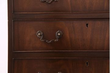 アンティーク家具　イギリスアンティーク　ウォールナットの杢目が美しい小振りのライティングビューロー(ワークデスク、在宅ワーク、在宅用、サイドチェスト)