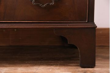 アンティーク家具　イギリスアンティーク　ウォールナットの杢目が美しい小振りのライティングビューロー(ワークデスク、在宅ワーク、在宅用、サイドチェスト)