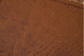 イギリス家具　マガジンラック付きレザートップのサイドテーブル(花台)