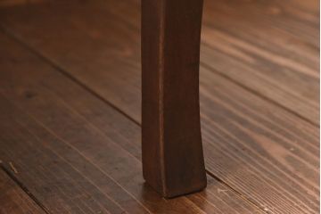 レトロ家具　昭和レトロ　栓材　力強い木目と深い色合いの角ちゃぶ台(座卓、ローテーブル)
