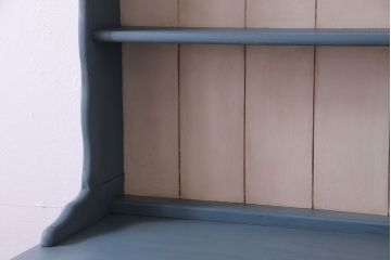 ペイント家具　飾り棚がおしゃれなイギリスビンテージの食器棚(収納棚、戸棚、キャビネット)