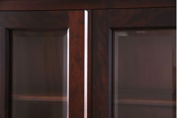 中古美品　北海道民芸家具　HM160K　上品なキャビネット(食器棚、本箱、書棚、収納棚)(定価約45万)(3)