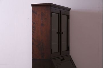 中古　北海道民芸家具　上品な雰囲気漂うビューローブックケース(ライティングビューロー、机、本箱、収納棚)(定価約49万円)