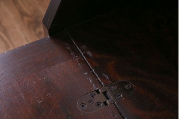 中古　北海道民芸家具　上品な雰囲気漂うビューローブックケース(ライティングビューロー、机、本箱、収納棚)(定価約49万円)