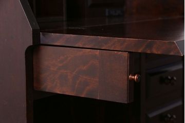 中古　北海道民芸家具　上品な雰囲気漂うビューローブックケース(ライティングビューロー、机、本箱、収納棚)(定価約49万円)