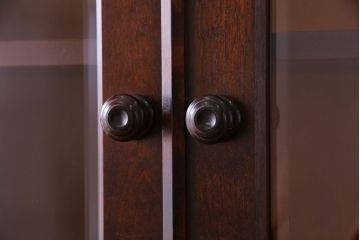 中古　北海道民芸家具　上品な雰囲気漂うビューローブックケース(ライティングビューロー、机、本箱、収納棚)(定価約49万円)