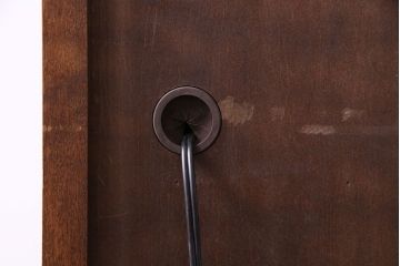 中古　北海道民芸家具　上品な雰囲気漂うビューローブックケース(ライティングビューロー、机、本箱、収納棚)(定価約49万円)