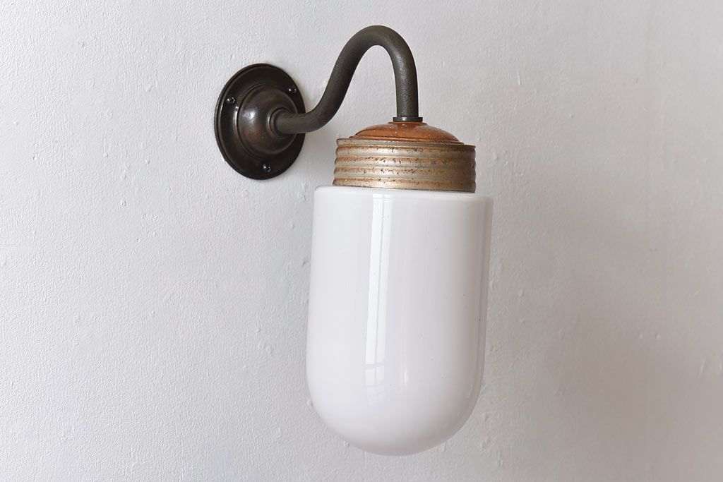 ビンテージ　柔らかなムード漂うブラケットライト(壁掛け照明、ウォールランプ)