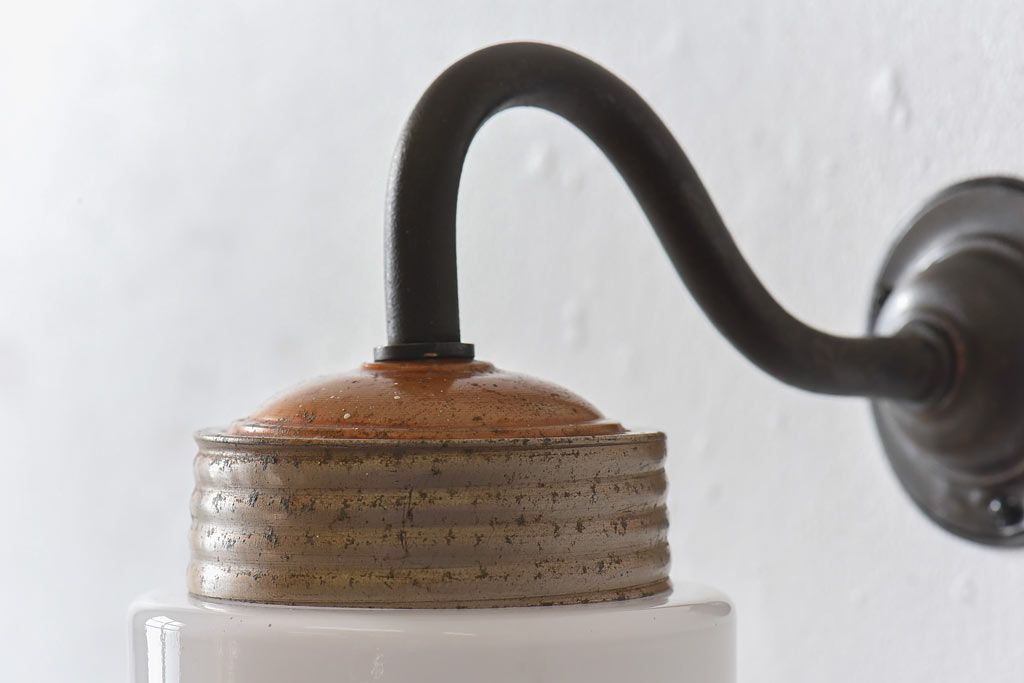 ビンテージ　柔らかなムード漂うブラケットライト(壁掛け照明、ウォールランプ)