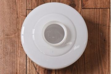 レトロな乳白ガラスのペンダントライト(吊り下げ照明・天井照明)