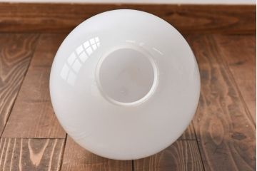 すっきりとして可愛らしい球型ガラス天井照明(ペンダントライト、吊り下げ照明)