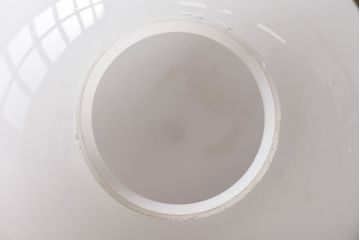 すっきりとして可愛らしい球型ガラス天井照明(ペンダントライト、吊り下げ照明)