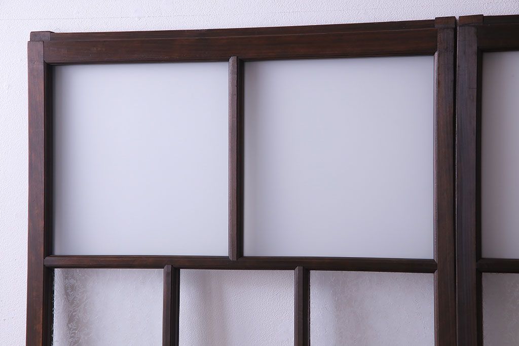 異なるガラスの組み合わせが味わい深い格子戸(引き戸、ガラス戸)4枚セット