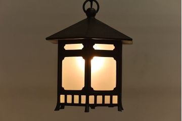 古民具　上品な佇まいの銅製吊り灯篭(天井照明、吊り下げ照明)