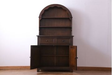 ヴィンテージ家具　イギリスビンテージ　オーク材　素朴な雰囲気漂うカップボード(食器棚、収納棚)(1)