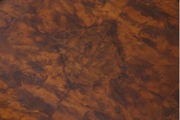 アンティーク家具　イギリスアンティーク　杢目と上品なデザインが美しいネストテーブル(サイドテーブル、カフェテーブル)