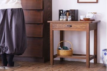 レトロ家具　昭和レトロ　ノスタルジックな引き出し付きデスク(平机、在宅ワーク、在宅用サイドテーブル)