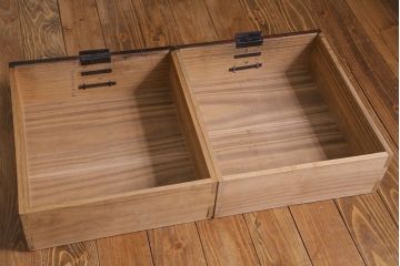 アンティーク家具　和製アンティーク　希少品!重厚な帯金具が印象的なかくし付き帳場箪笥(行商箪笥、船箪笥)