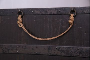 アンティーク家具　和製アンティーク　希少品!重厚な帯金具が印象的なかくし付き帳場箪笥(行商箪笥、船箪笥)