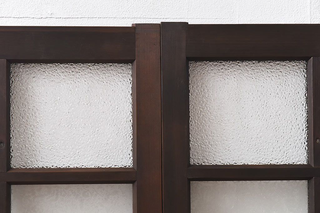 【I様ご成約済】昭和レトロ　ガラスの組み合わせが素敵な窓(ガラス戸、引き戸)2枚セット