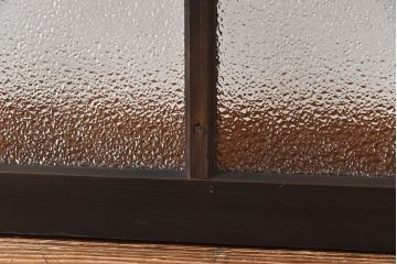 【I様ご成約済】昭和レトロ　ガラスの組み合わせが素敵な窓(ガラス戸、引き戸)2枚セット