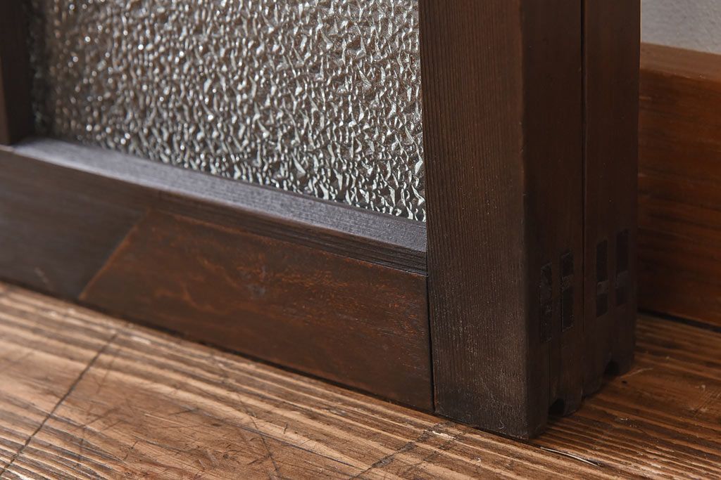 【I様ご成約済】昭和レトロ　ガラスの組み合わせが素敵な窓(ガラス戸、引き戸)2枚セット