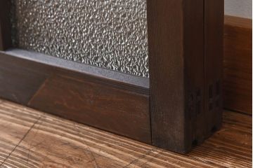 【I様ご成約済】昭和レトロ　ガラスの組み合わせが素敵な窓(ガラス戸、引き戸)2枚セット