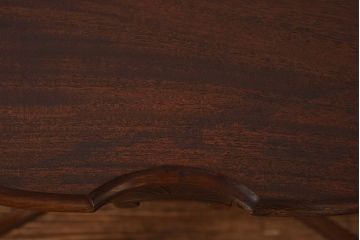 アンティーク雑貨　イギリス家具　ウォールナット材　華奢なシルエットが美しいサイドテーブル(花台)