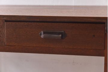 アンティーク家具　昭和中期　ラワン材　シンプルなデザインの平机(デスク)