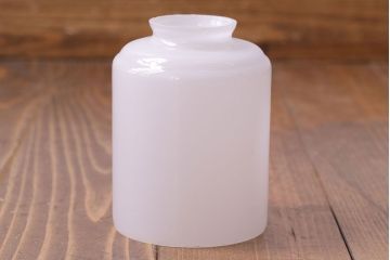 昭和中期　肩の丸みが愛らしいレトロな筒形シェードのペンダントライト(天井照明、吊り下げ照明)