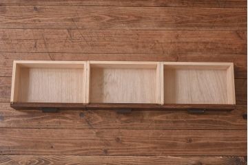 レトロ家具　昭和レトロ　ナラ材・ブナ材　味わいのある木味が魅力の薄型の平机(コンソールテーブル、サイドテーブル)(1)