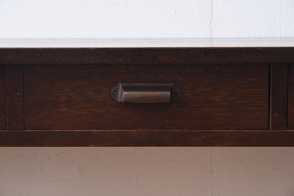 レトロ家具　昭和レトロ　ナラ材・ブナ材　味わいのある木味が魅力の薄型の平机(コンソールテーブル、サイドテーブル)(1)