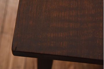 レトロ家具　昭和レトロ　ナラ材・ブナ材　味わいのある木味が魅力の薄型の平机(コンソールテーブル、サイドテーブル)(2)