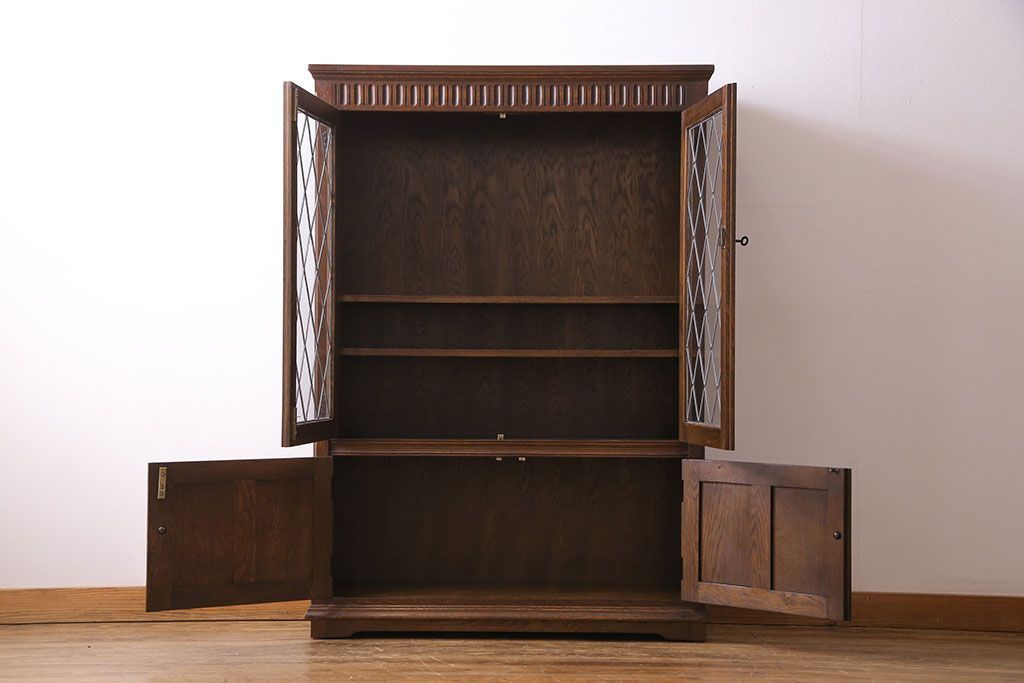 中古　イギリス家具　上品なアンティーク調のブックケース(キャビネット、本箱、収納棚)