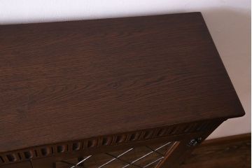 中古　イギリス家具　上品なアンティーク調のブックケース(キャビネット、本箱、収納棚)